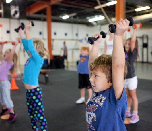 Календарь развития: что должен уметь ребенок в 1 год