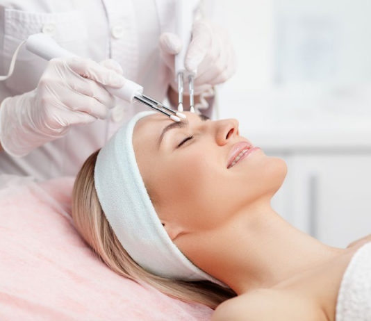 Аппаратная косметология: что такое, преимущества