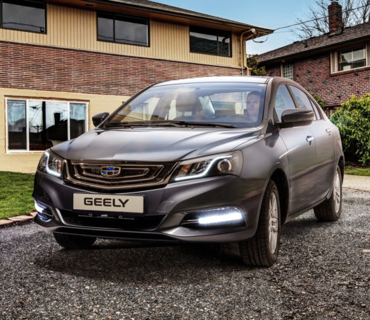 Что лучше купить новую машину или подержанную?