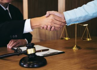 Когда нужно обращаться за юридической помощью?