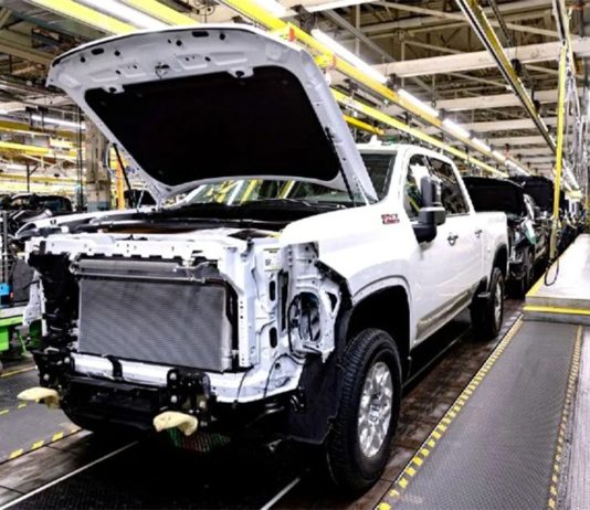 Забастовки на автозаводах в США продолжаются