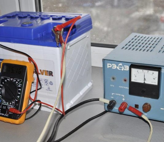 Как заряжать аккумулятор автомобиля?