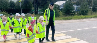 В Новгородской области проводятся обучающие прогулки для юных пешеходов