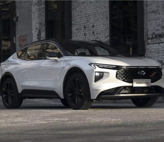 В Россию привезли Ford Evos