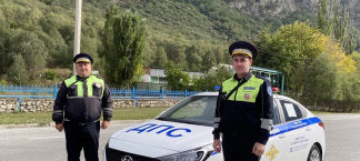 Московская семья выразила благодарность сотрудникам Госавтоинспекции Кабардино-Балкарии за помощь на дороге