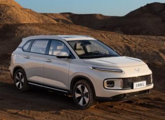 Стартовали продажи «узкоглазого» кроссовера Wuling Xingyun