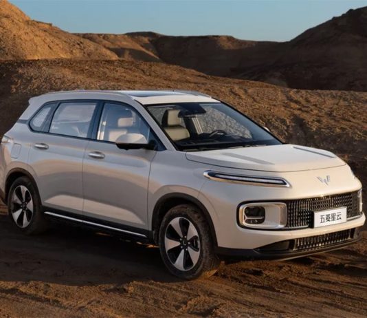 Стартовали продажи «узкоглазого» кроссовера Wuling Xingyun