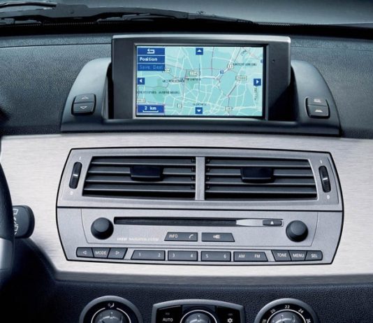 Для чего нужен бортовой ПК в машину?