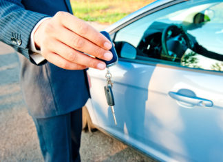 Договор купли-продажи автомобиля: нужен ли и как заполнить