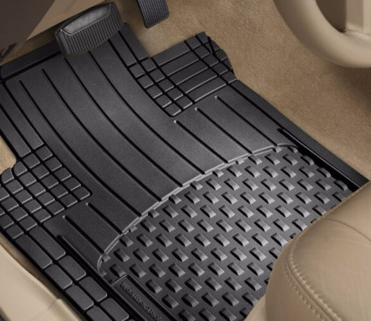 На что обратить внимание при выборе автомобильного коврика?