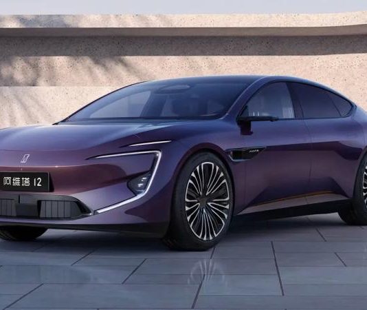 Changan представит более 20 новых моделей на альтернативных источниках энергии