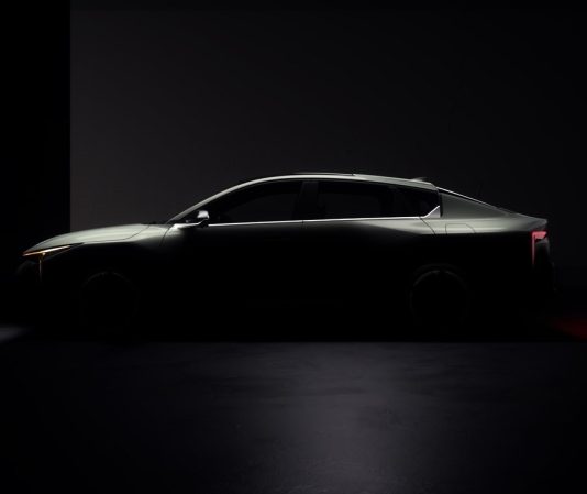 Каким будет преемник Kia Cerato. Первые официальные изображения