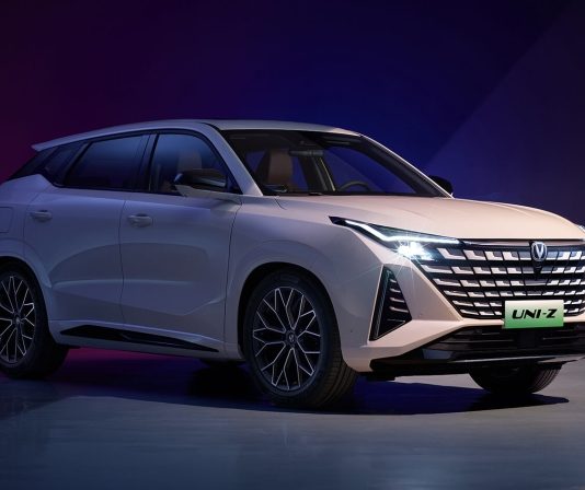 Объявлена дата выхода нового гибридного кроссовера Changan