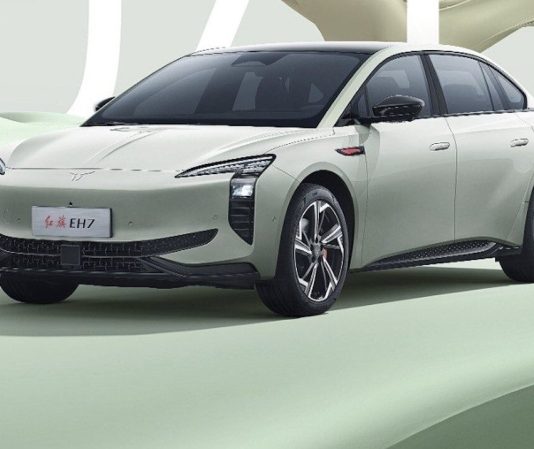 Объявлены сроки выхода роскошного электрического седана Hongqi EH7