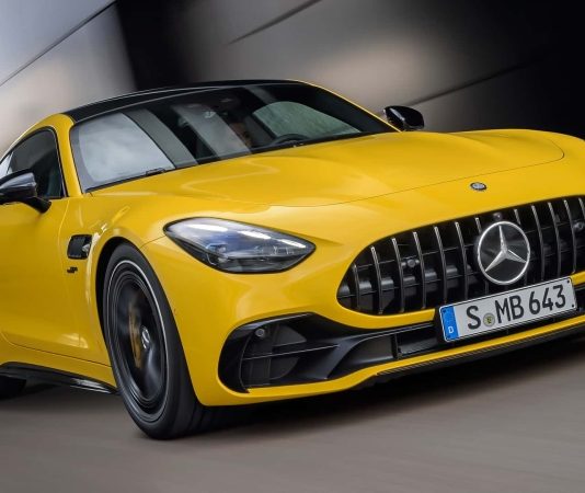Обновленный Mercedes-AMG GT43 лишился V8 и получил «мягкий» гибрид