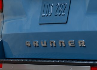 Один из самых надежных внедорожников мира скоро сменит поколение. Первое фото