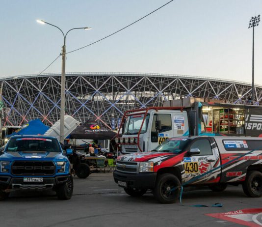 Ралли «Шелковый путь−2022»: в грязи покупаться и в песке поваляться