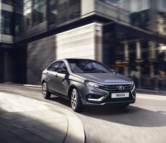 В России наконец начались продажи LADA Vesta с вариатором