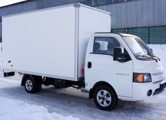 В России появился новый длиннобазный отечественный грузовик