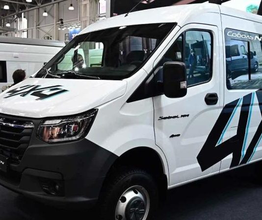 В России появился новый полноприводный конкурент «Буханки». Как он выглядит