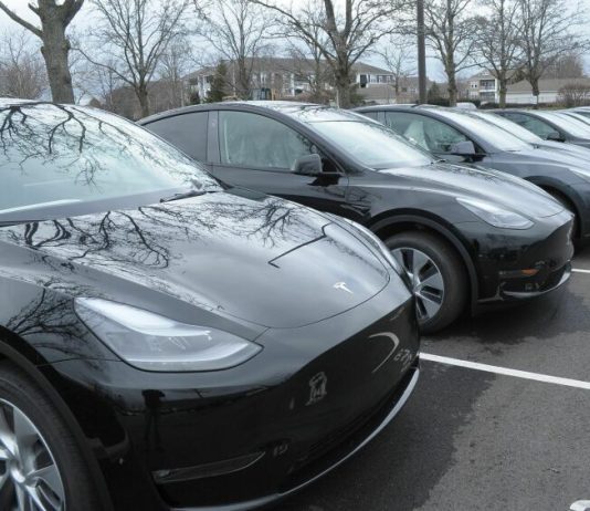 Закат Илона Макса Маска: хайп с электромобилями больше не прокатит