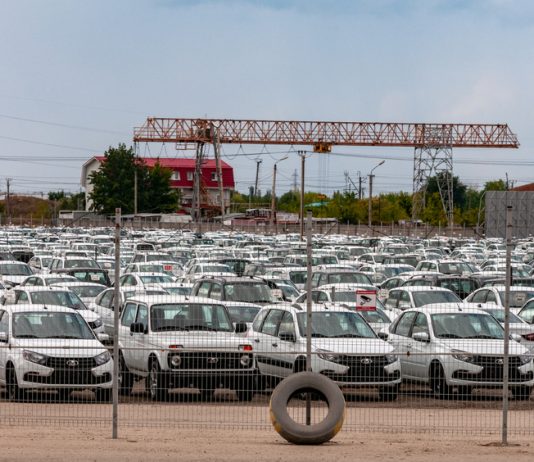 Дорого и не сердито: в Госдуме жестко раскритиковали АВТОВАЗ