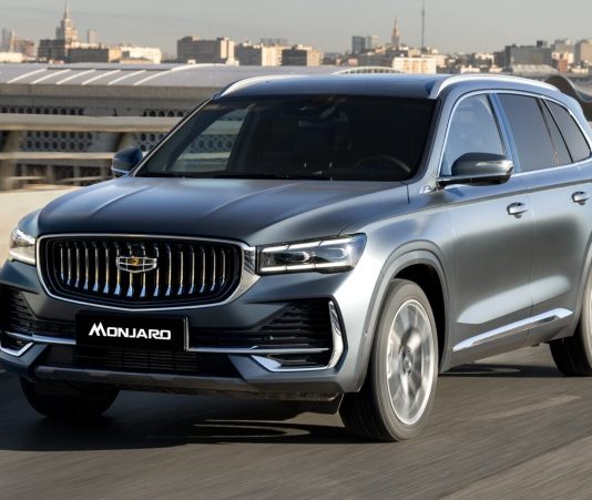 Geely обновила свой самый популярный кроссовер в России