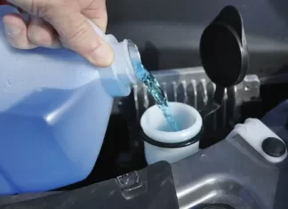 Как выбрать зимнюю жидкость для омывания стекла