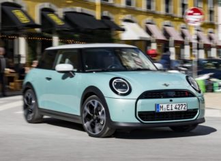 MINI Cooper S получил новую версию Classic Trim. Чем она интересна