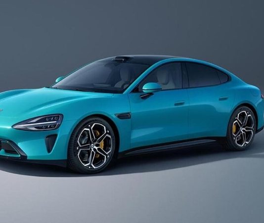 В Китае выстраиваются огромные очереди на тест-драйв электрического Xiaomi SU7