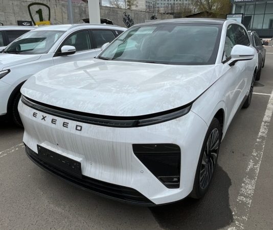 В Москве заметили новый китайский кроссовер, который может официально появиться в России