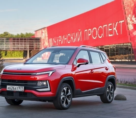 Завод «Москвич» резко снизил цены на автомобили. Кто следующий?