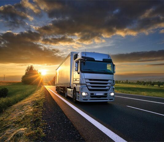 Как выбрать перевозчика с автовозом и преимущества услуги