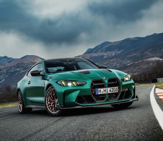 BMW показала 550-сильное купе M4 CS