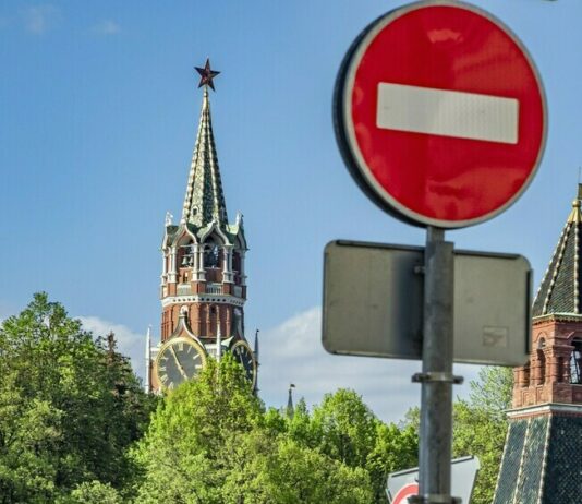 Нет выхода: авторынок страны надо спасать, но никто не знает — как