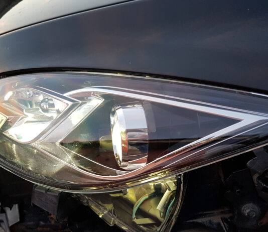 Как выбрать стекло для фар?