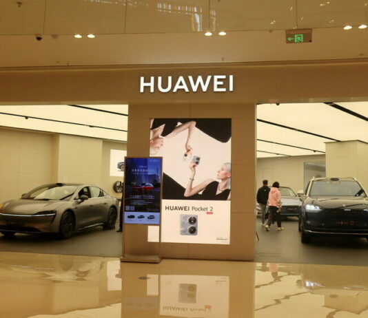 Huawei и JAC сделают минивэн круче Rolls-Royce