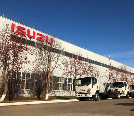 В 2024 году в России перезапустят еще один автомобильный завод