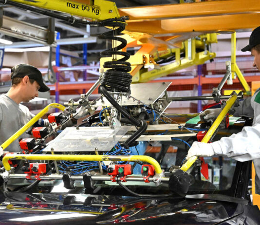 На заводе «ПСМА Рус» наладят сборку новой модели, но это не Peugeot 4008