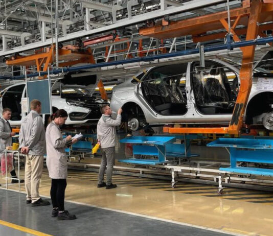 Фотографии первых LADA Aura на конвейере АВТОВАЗа появились в Сети