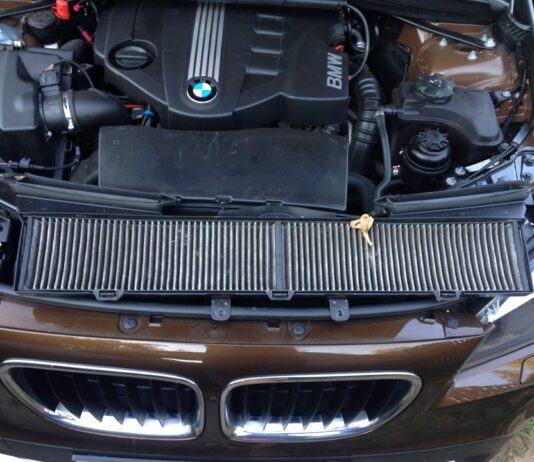 Замена салонного фильтра BMW: почему это важно и как сделать правильно