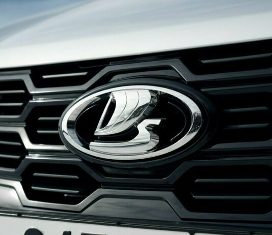 АВТОВАЗ выпустит новейший минивэн LADA в 2025 году