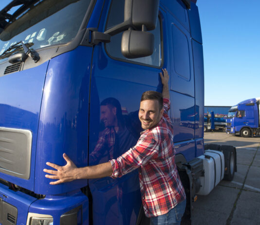 С российских конвейеров сошло более полумиллиона легковушек