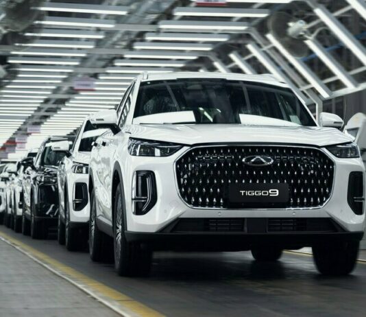Chery Tiggo 9 для России встал на конвейер