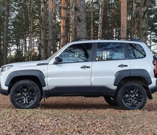 LADA Niva Travel получила подушки безопасности и новый руль