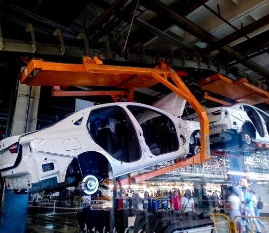 Парадокс: утильсбор и учетная ставка могут привести к дефициту новых авто в РФ