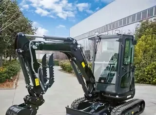 Экскаваторы 2 тонны: компактность и мощь для разнообразных задач