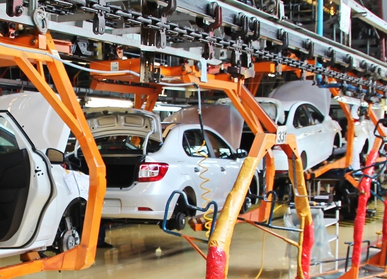 Анабиоз российского автопрома: скольких LADA мы не досчитаемся в 2025 году