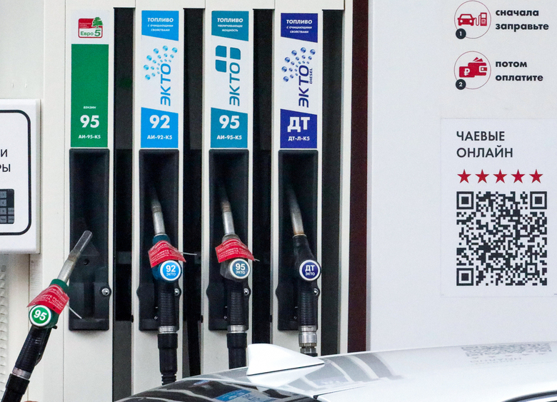 АВТОВАЗ назвал самый подходящий бензин для автомобилей LADA