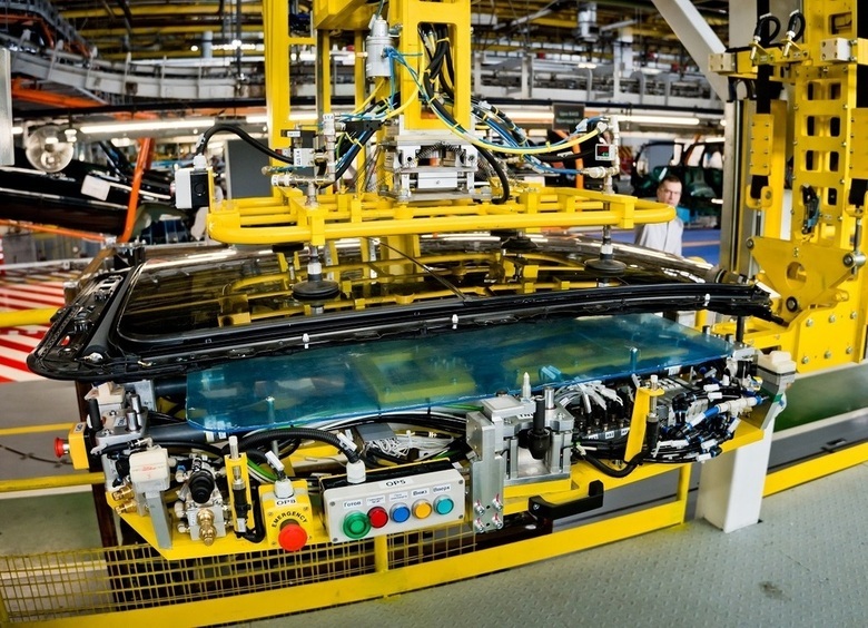 Azimut станет первой моделью LADA с&nbsp;панорамной крышей и&nbsp;сдвижным люком